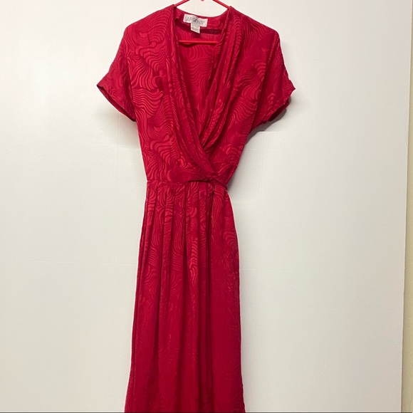 Vintage Dresses & Skirts - Vintage Silk Dress